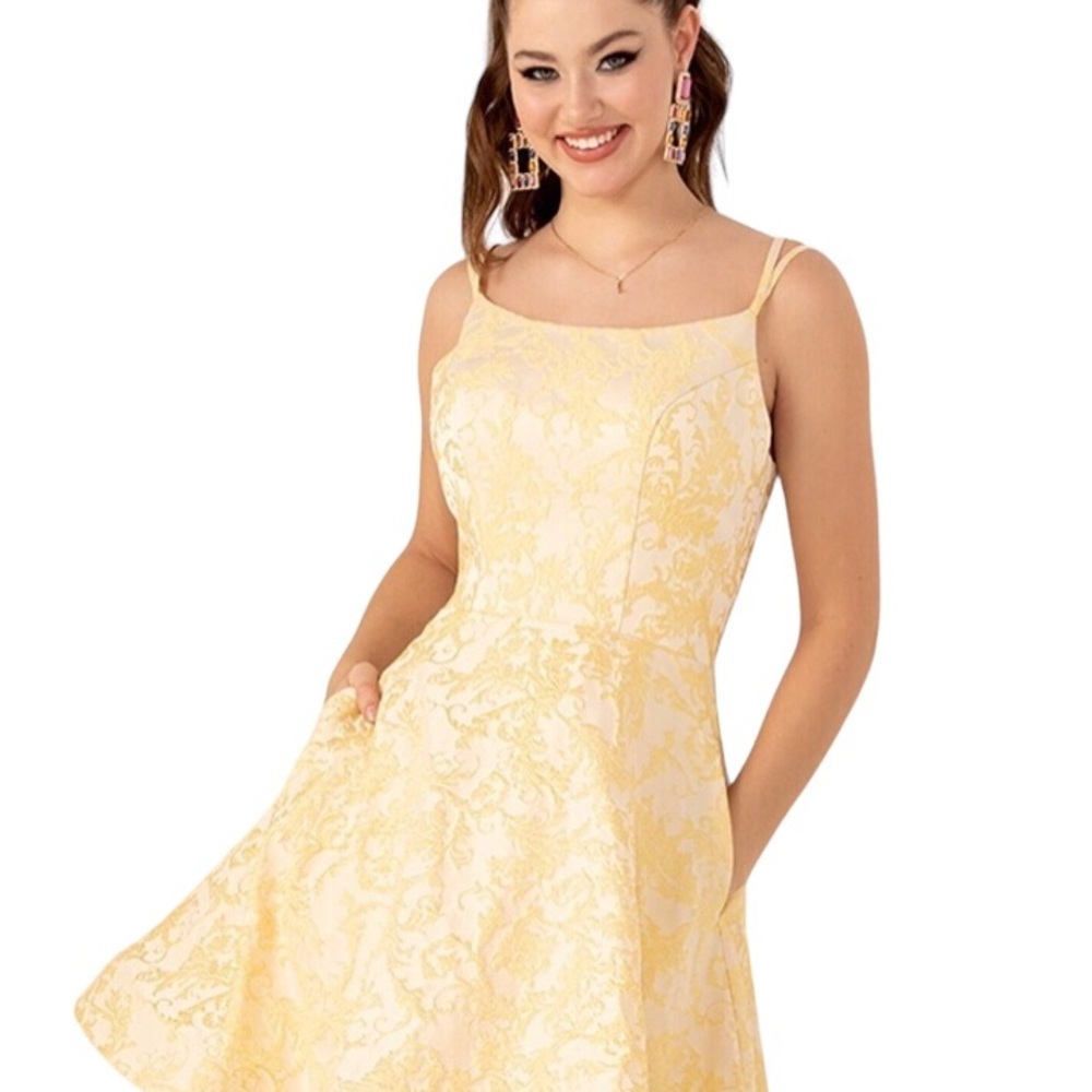 Yellow Lucci Lu Size 4 Cocktail dress